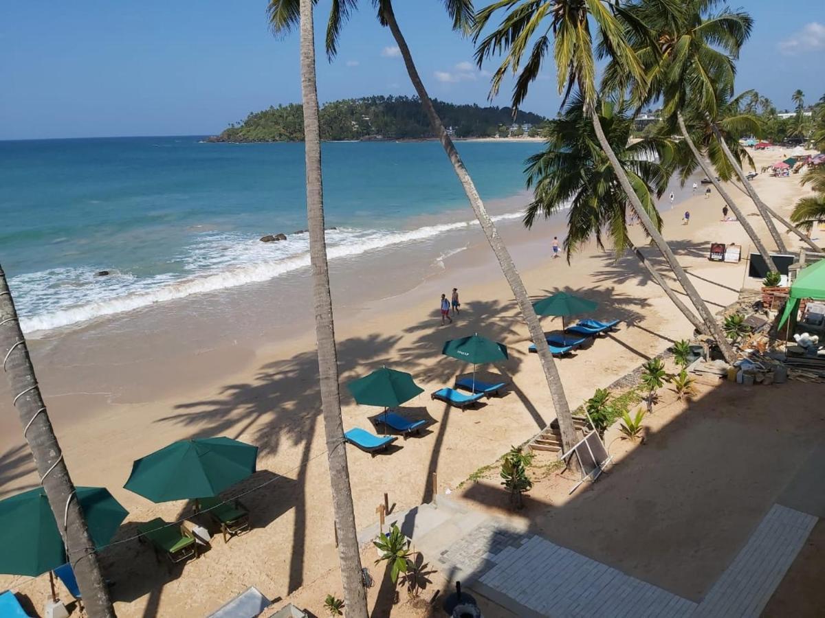 Suncoast Beach Hotel Mirissa Exterior photo